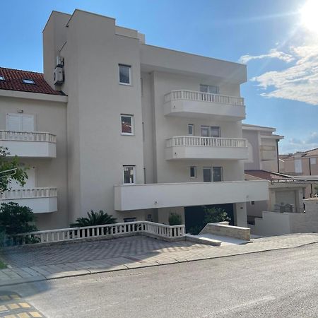 Apartment Dalmatien Traumhaus Makarska Bagian luar foto