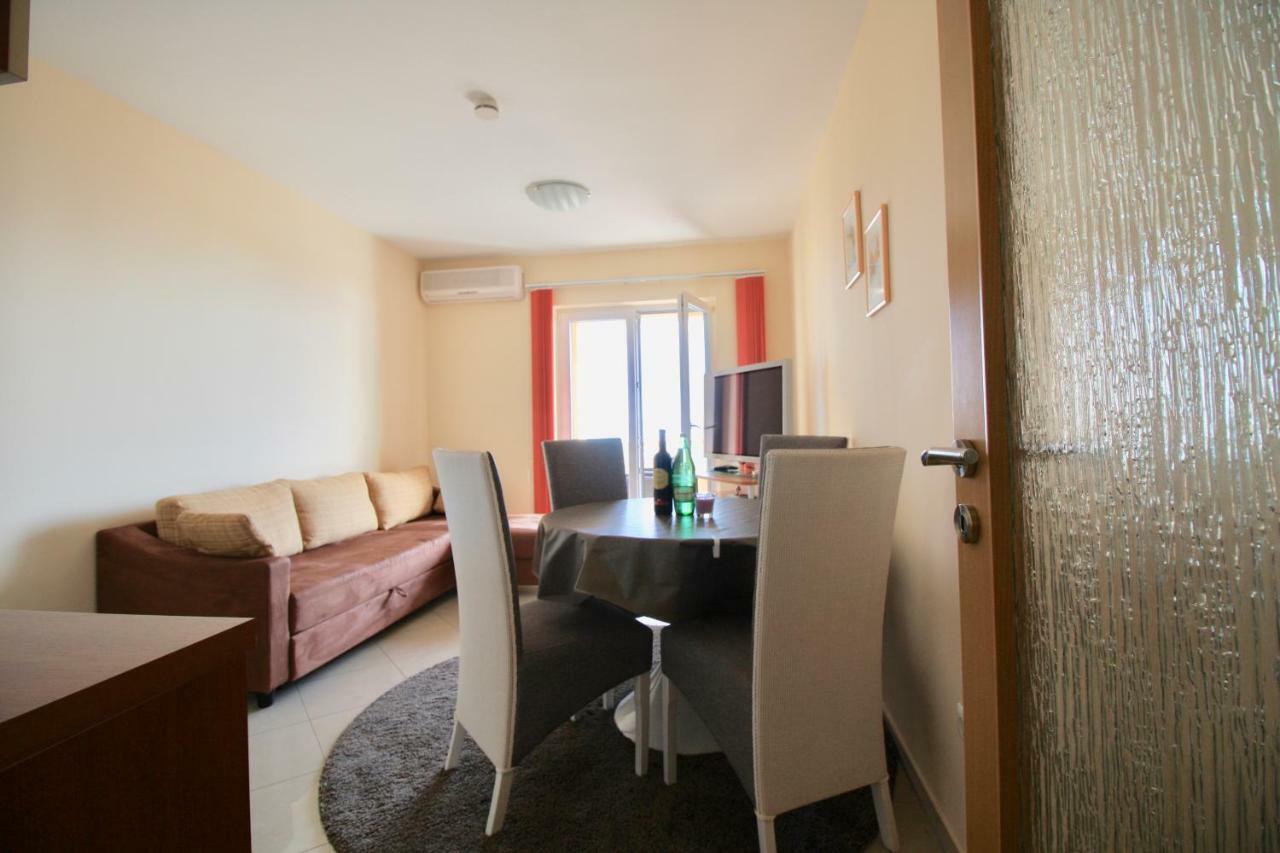 Apartment Dalmatien Traumhaus Makarska Bagian luar foto