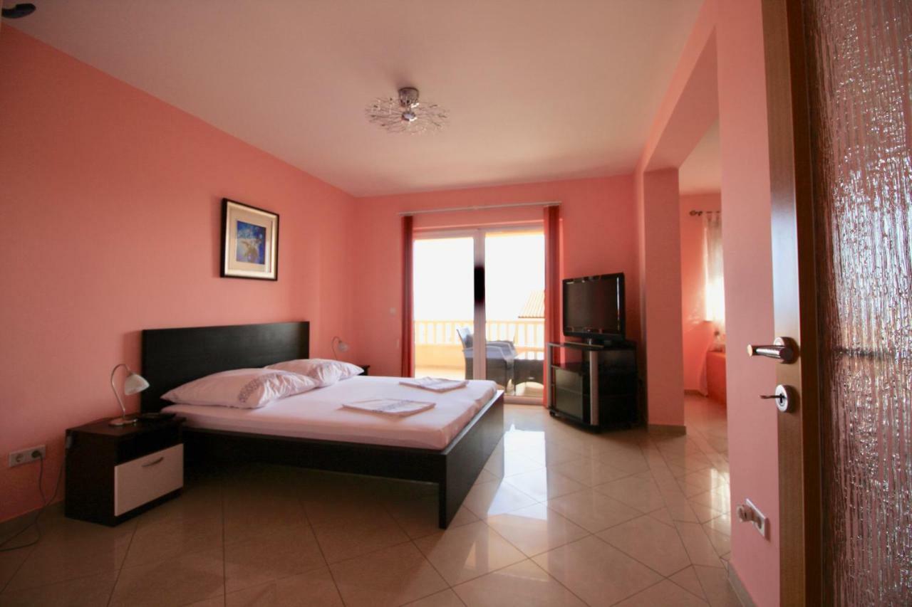 Apartment Dalmatien Traumhaus Makarska Bagian luar foto