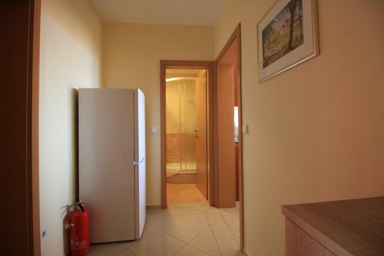 Apartment Dalmatien Traumhaus Makarska Bagian luar foto