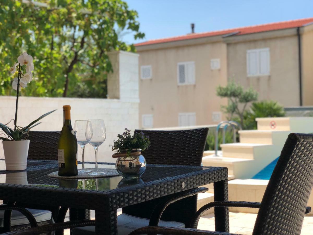 Apartment Dalmatien Traumhaus Makarska Bagian luar foto